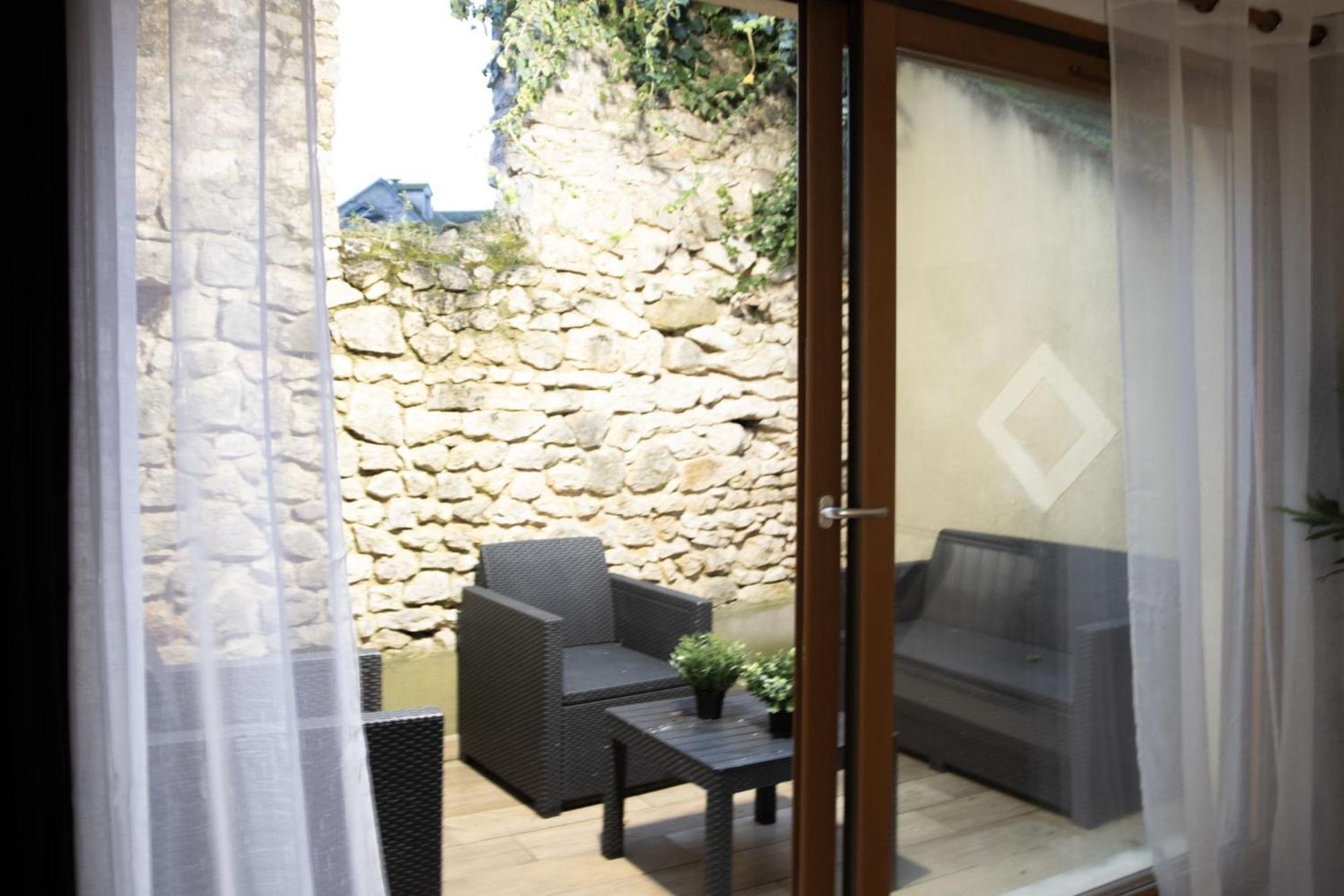 Muraille Du Chateau Avec Jacuzzi Nemours Kültér fotó